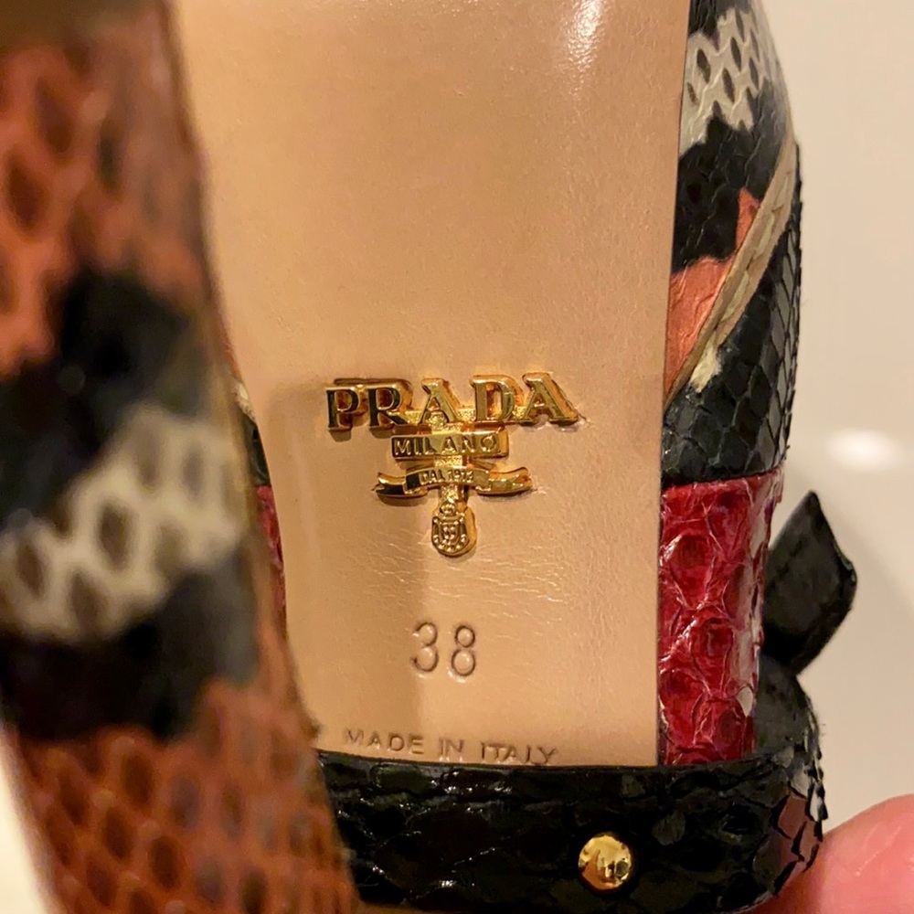 Prada Red and Black Python Skin Heels. - Picture 8 of 10